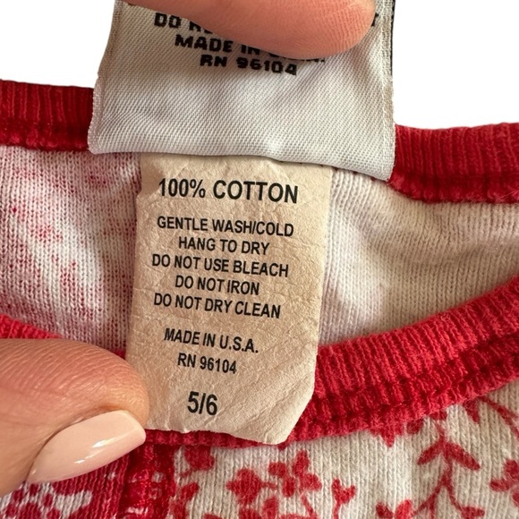 Vintage Mis Tee V-Us Red White Floral Top Tee Short Sleeve 5/6 USA - Picture 6 of 7